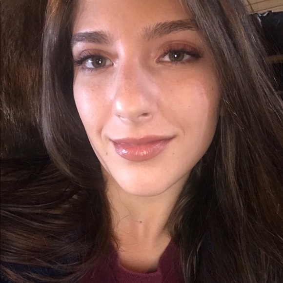 Meet your Posher, Sabbrah - Picture 3 of 3